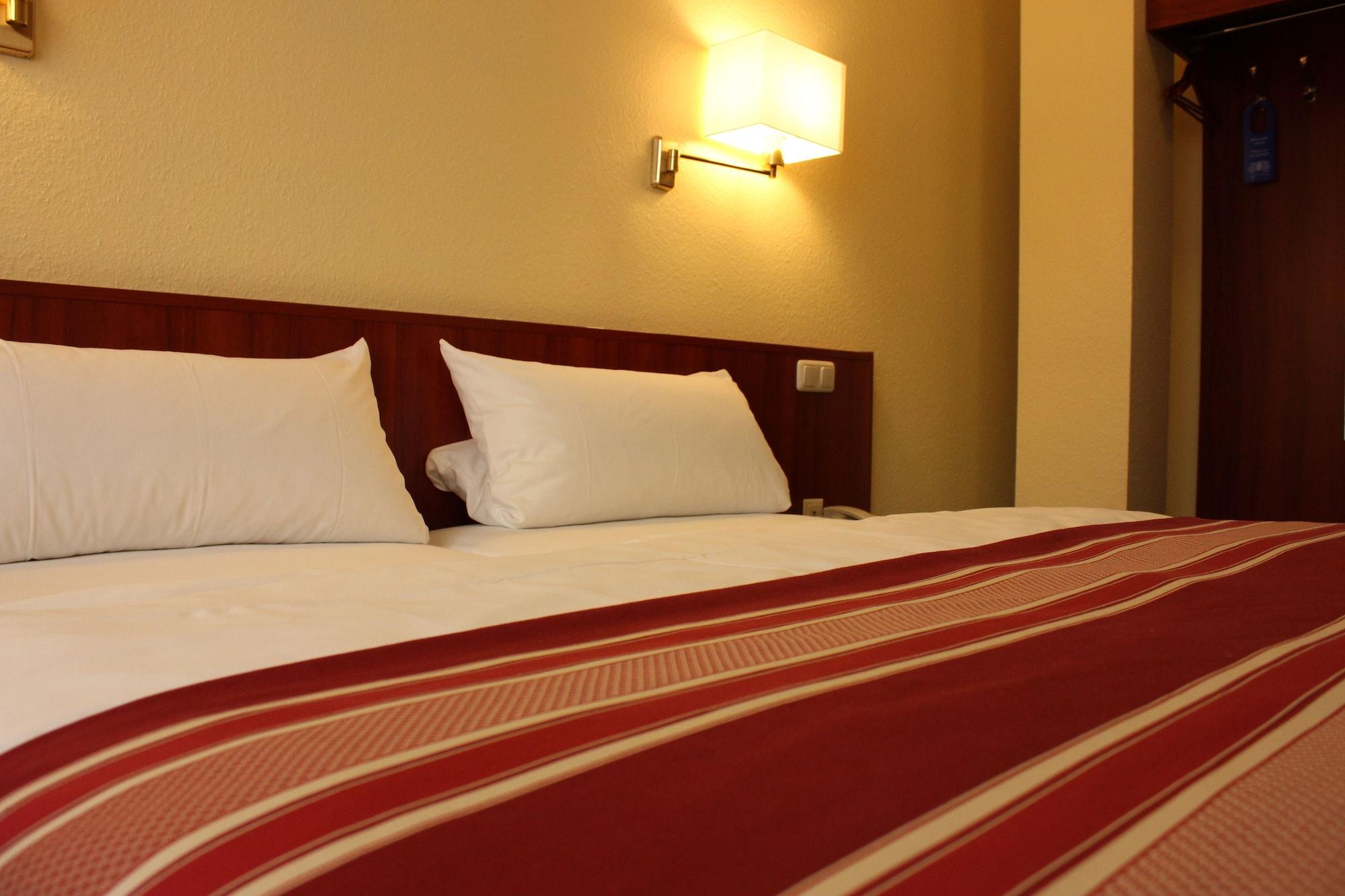 Cabo Nonsmoking-Hotel Αμβούργο Εξωτερικό φωτογραφία