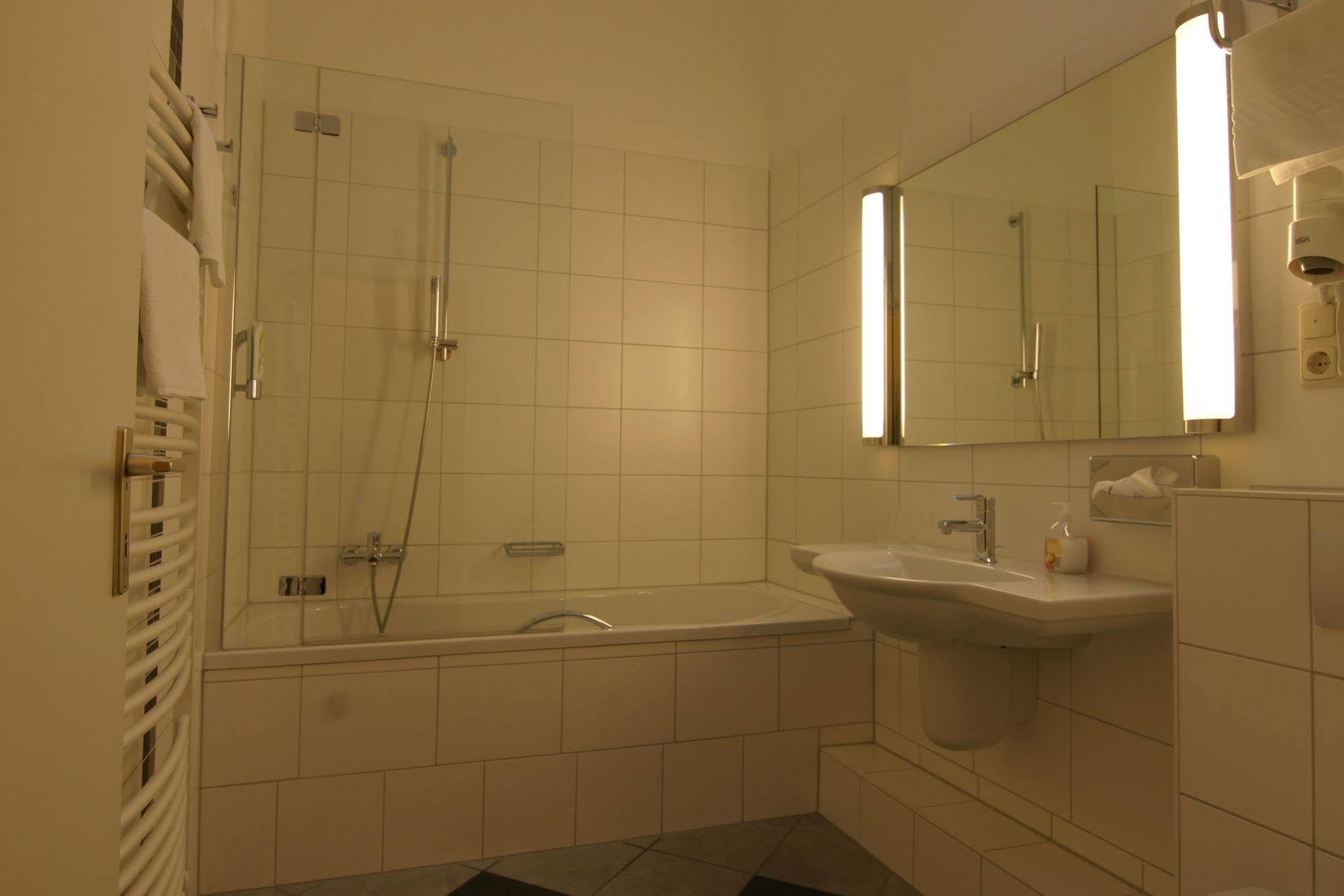 Cabo Nonsmoking-Hotel Αμβούργο Εξωτερικό φωτογραφία